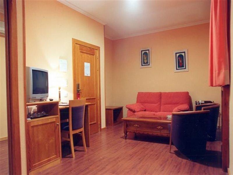 Hotel Del Sol 3*